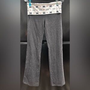 Victoria’s Secret’s Pink Vintage Michigan Wolverines Fold Over Flare Leggings